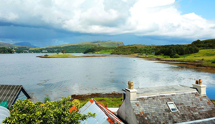 Our self catering accommodation cottage is located near Portree on the Isle of Skye with amazing sea views